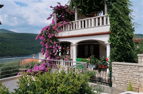 Foto 3 - Apartment mit 2 Schlafzimmern in Labin mit terrasse und blick aufs meer