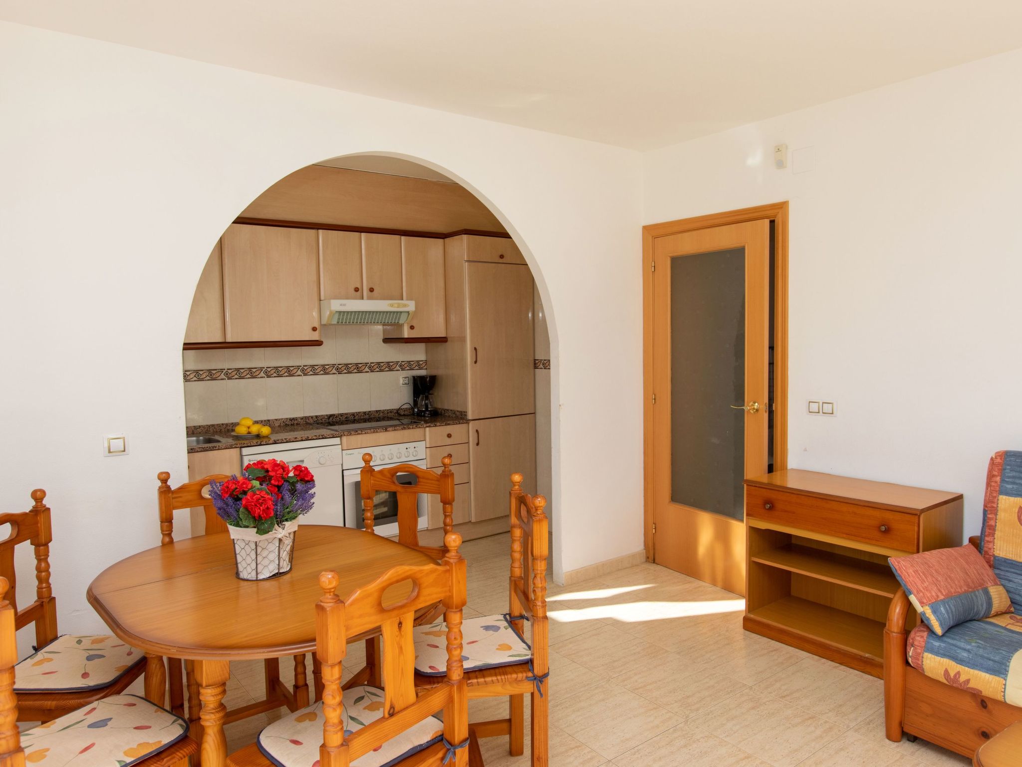 Photo 8 - 2 bedroom Apartment in Mont-roig del Camp with swimming pool and sea view