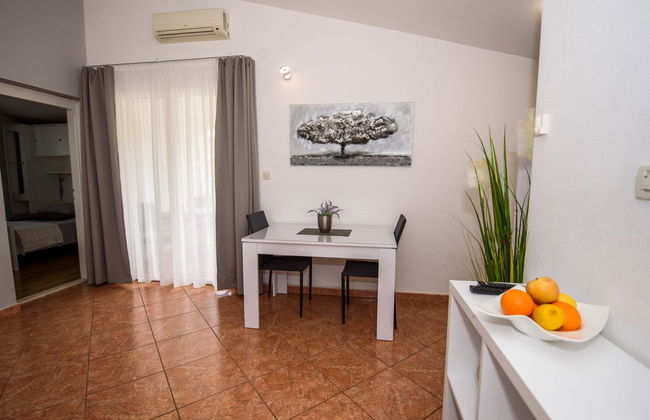 Apartamento de 2 quartos em Rogoznica com terraço - Foto 21