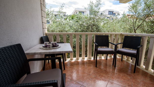 2 bedroom Apartment in Rogoznica with terrace - Photo 2