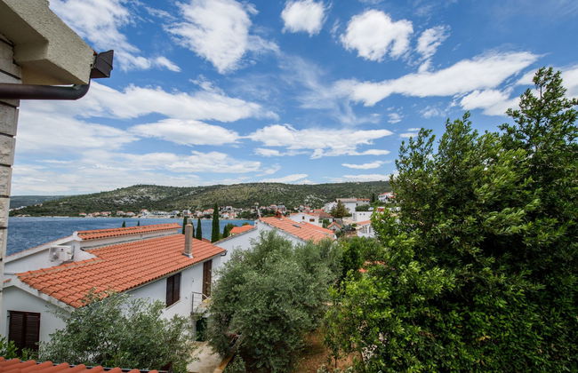 Apartamento de 2 quartos em Rogoznica com terraço - Foto 5