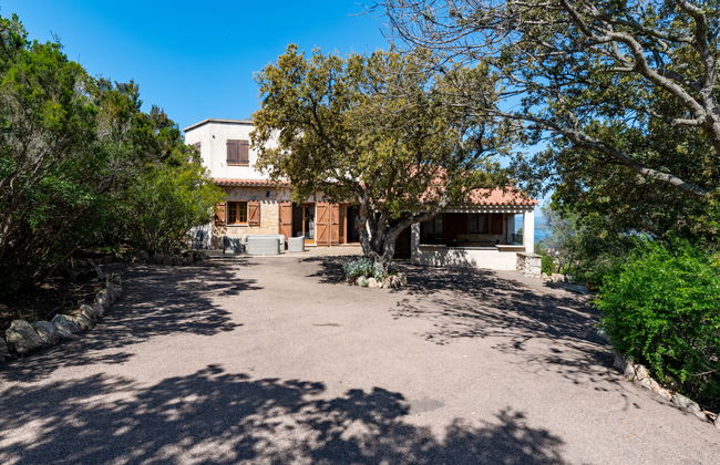 5 bedroom House in Propriano with garden and terrace - Photo 4