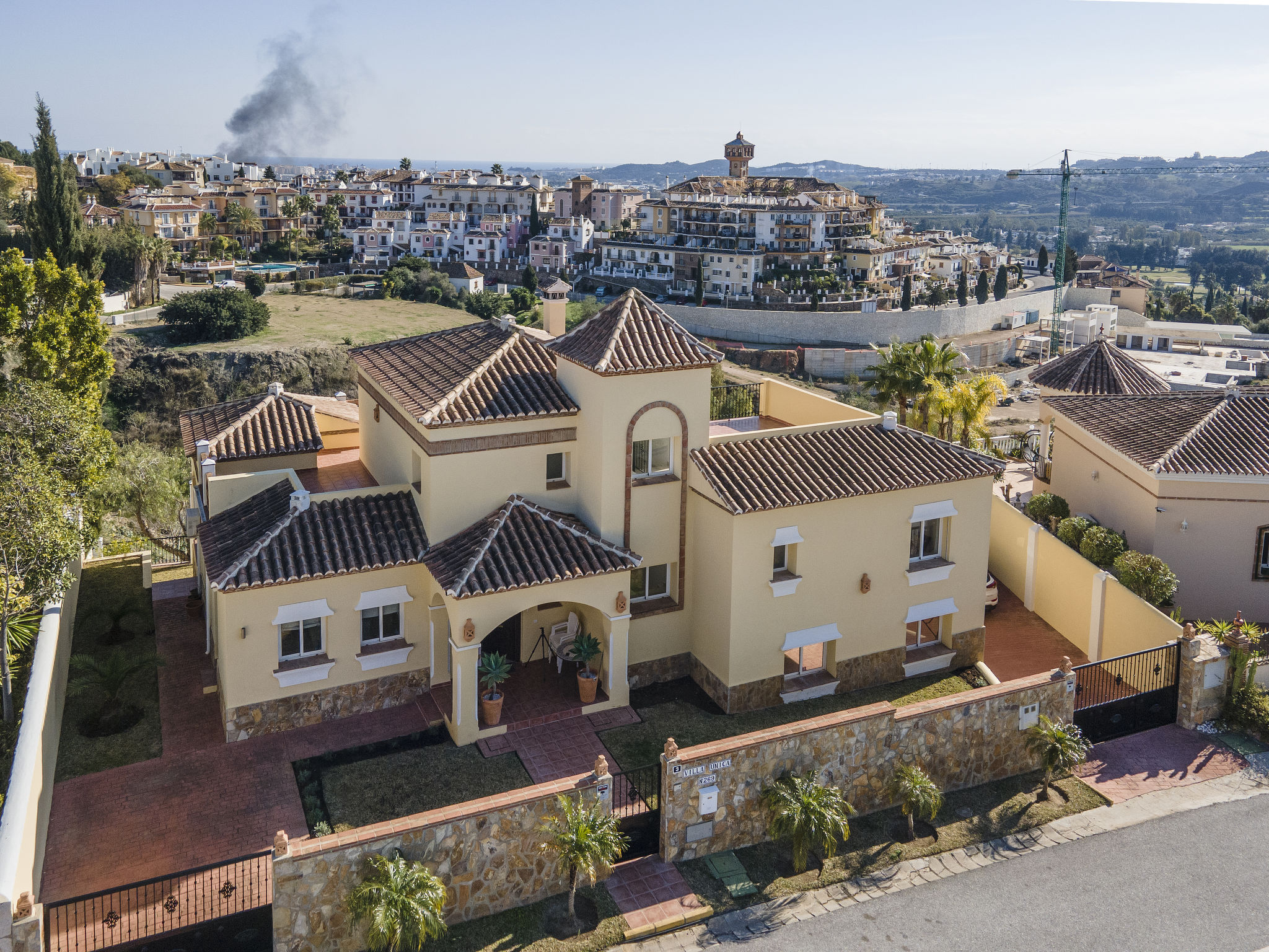 Foto 23 - Casa con 3 camere da letto a Mijas con piscina privata e vista mare