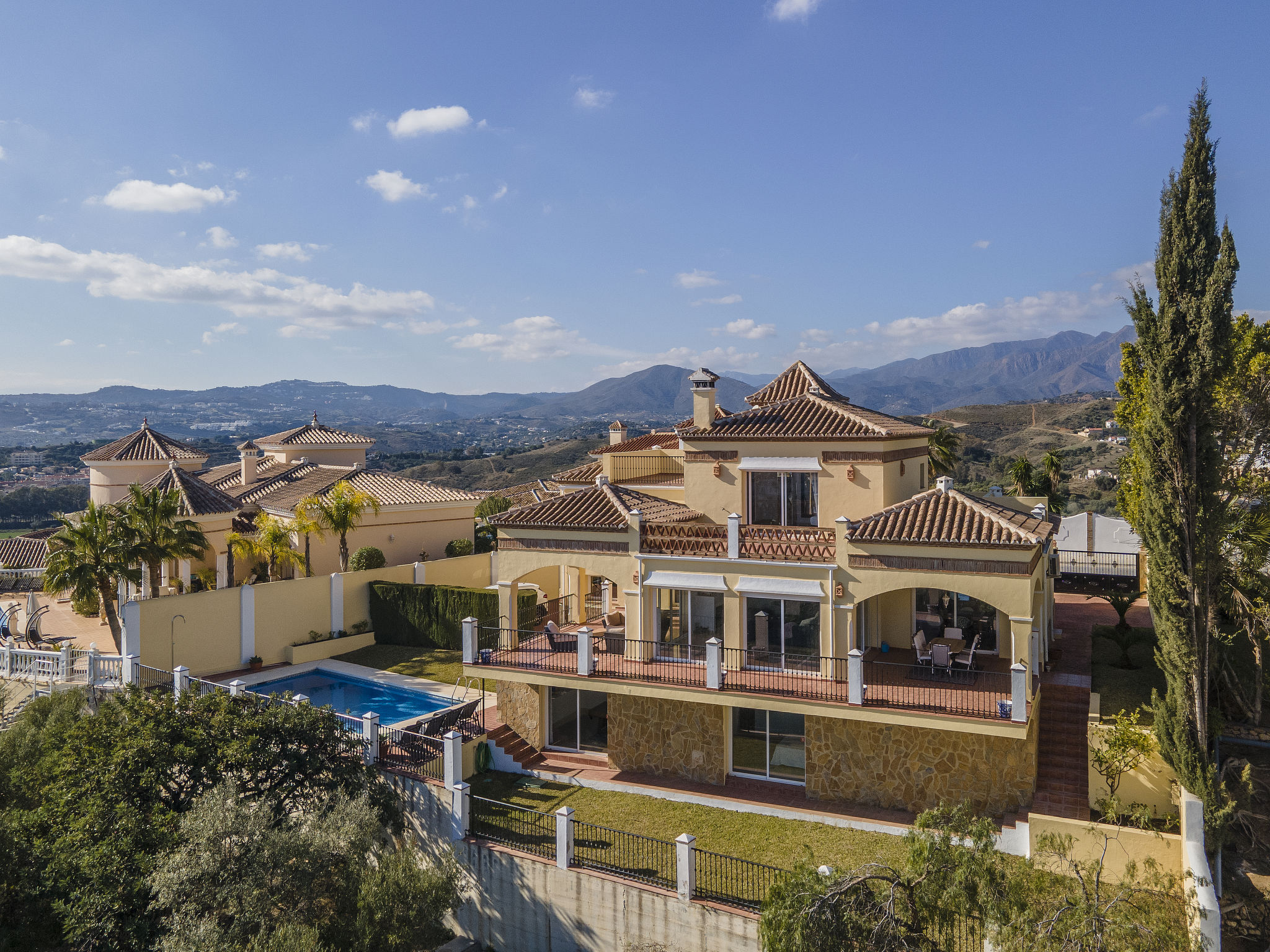 Foto 1 - Casa de 3 habitaciones en Mijas con piscina privada y jardín