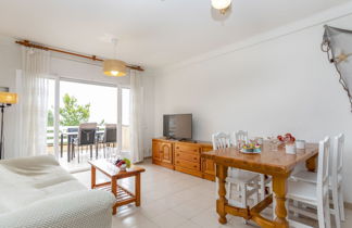 Photo 3 - 2 bedroom Apartment in Mont-roig del Camp with swimming pool and sea view