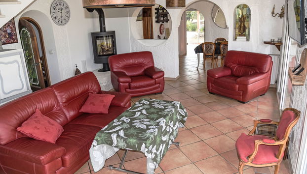 Maison de 4 chambres à Saumane-de-Vaucluse avec piscine privée et jardin - Photo 3