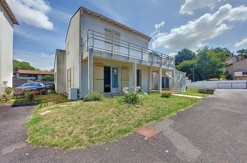 Foto 18 - Appartamento con 1 camera da letto a Royan con giardino e terrazza