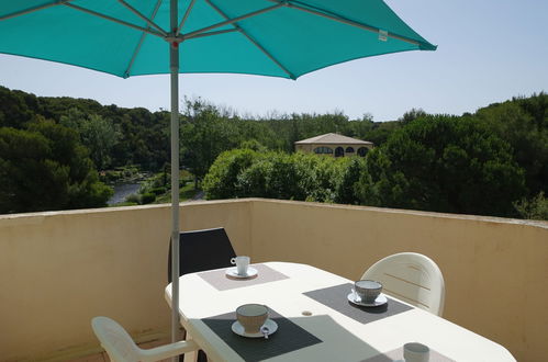 Photo 1 - Appartement de 2 chambres à Six-Fours-les-Plages avec piscine et terrasse