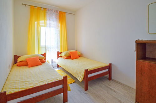 Foto 8 - Appartamento con 3 camere da letto a Matulji con giardino e terrazza