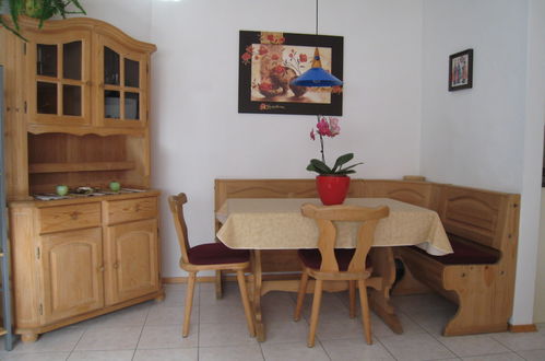 Foto 5 - Apartamento de 1 habitación en Scuol