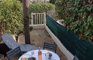 Foto 1 - Apartment mit 1 Schlafzimmer in Six-Fours-les-Plages mit garten und terrasse