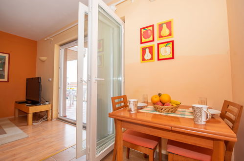 Photo 10 - 1 bedroom Apartment in Makarska