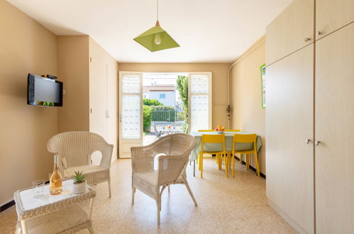 Photo 7 - Apartment in Hyères with garden and sea view