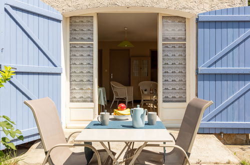 Photo 2 - Apartment in Hyères with garden