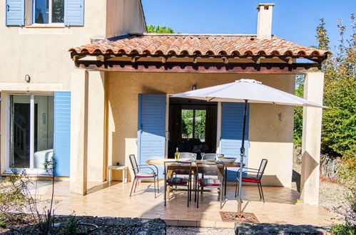 Photo 8 - 3 bedroom House in Nans-les-Pins with swimming pool and terrace