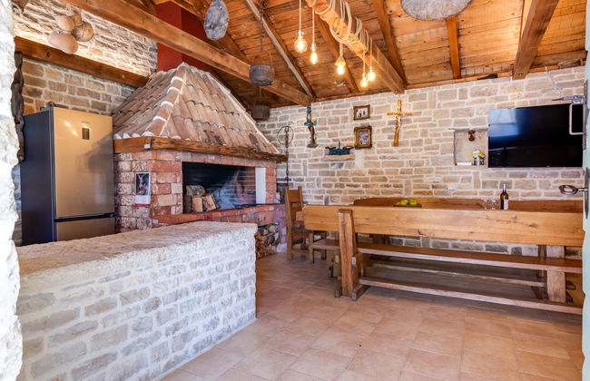 Casa de 5 quartos em Zemunik Donji com piscina privada e jardim - Foto 36