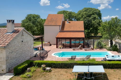 Photo 42 - Maison de 4 chambres à Zemunik Donji avec piscine privée et jardin