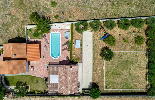 Casa de 5 quartos em Zemunik Donji com piscina privada e jardim - Foto 46