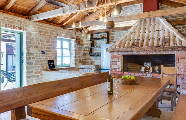 Casa de 5 quartos em Zemunik Donji com piscina privada e jardim - Foto 35
