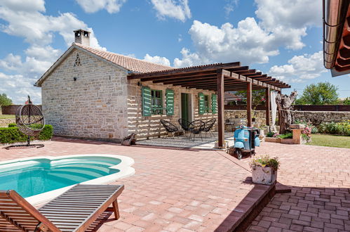 Photo 38 - 4 bedroom House in Zemunik Donji with private pool and garden