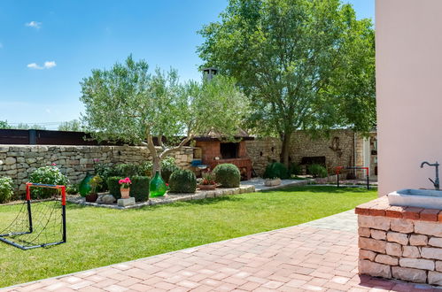 Photo 45 - Maison de 4 chambres à Zemunik Donji avec piscine privée et jardin