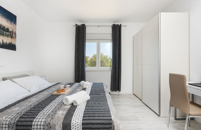 Casa de 4 quartos em Galovac com piscina privada e jardim - Foto 19