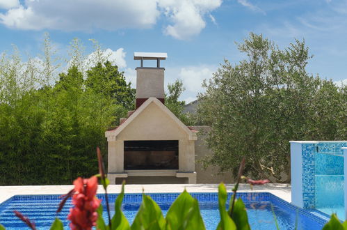 Photo 26 - Maison de 3 chambres à Galovac avec piscine privée et vues à la mer