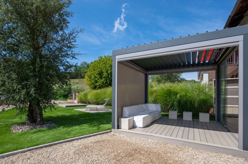 Photo 2 - Maison de 1 chambre à Asti avec piscine privée et jardin