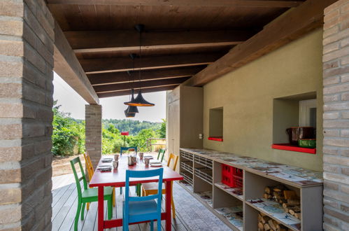 Foto 25 - Casa de 1 habitación en Asti con piscina privada y terraza