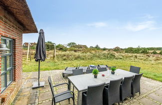 Photo 2 - Maison de 5 chambres à Blåvand avec piscine privée et terrasse