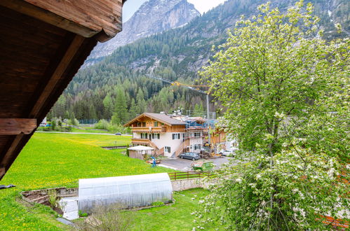 Foto 26 - Haus mit 3 Schlafzimmern in Canazei mit terrasse und blick auf die berge