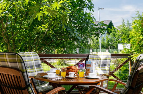 Photo 22 - Appartement de 2 chambres à Balatonőszöd avec jardin et vues sur la montagne