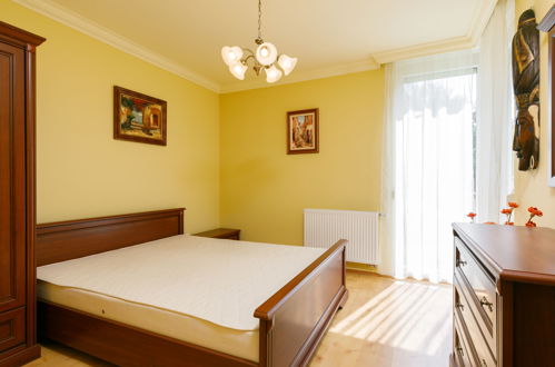 Foto 11 - Appartamento con 2 camere da letto a Balatonőszöd con giardino e vista sulle montagne