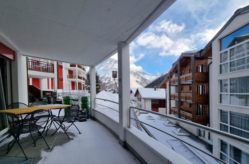 Foto 4 - Appartamento con 2 camere da letto a Saas-Fee