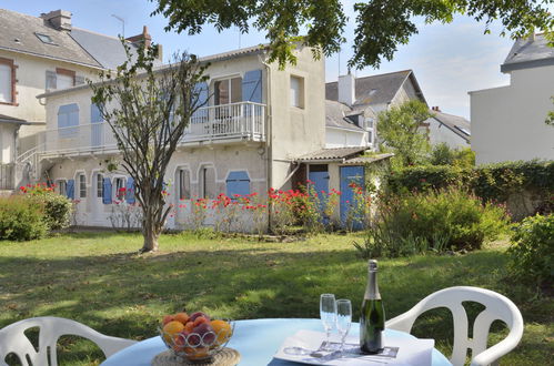 Photo 2 - Apartment in Le Pouliguen with garden and sea view