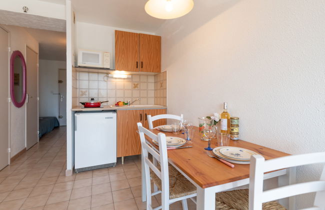 1 bedroom Apartment in Le Grau-du-Roi with swimming pool and terrace - Photo 13