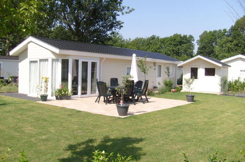 Photo 1 - Maison de 3 chambres à Velsen-Zuid avec piscine et jardin