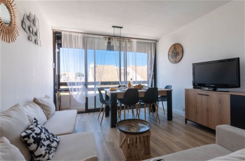 Foto 5 - Apartamento de 2 quartos em Le Grau-du-Roi com vistas do mar