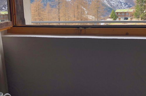 Foto 19 - Appartamento con 2 camere da letto a Saas-Fee