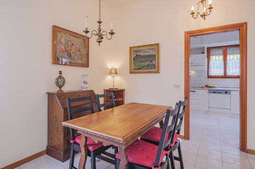 Photo 39 - 2 bedroom House in Pietrasanta with garden