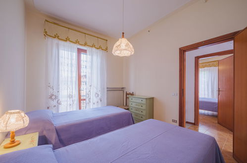 Photo 35 - 2 bedroom House in Pietrasanta with garden and sea view