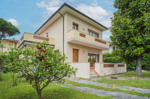 Foto 1 - Haus mit 2 Schlafzimmern in Pietrasanta mit garten und blick aufs meer