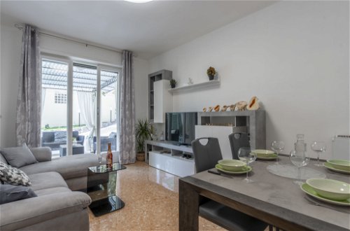 Foto 13 - Apartamento de 1 habitación en Sanremo con jardín y vistas al mar