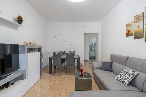 Foto 11 - Apartment mit 1 Schlafzimmer in Sanremo mit garten und blick aufs meer