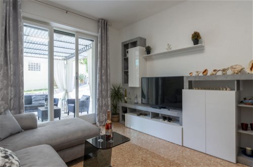 Foto 9 - Apartamento de 1 habitación en Sanremo con jardín y vistas al mar