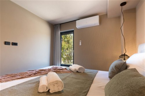 Foto 26 - Appartamento con 2 camere da letto a Brtonigla con piscina privata e vista mare