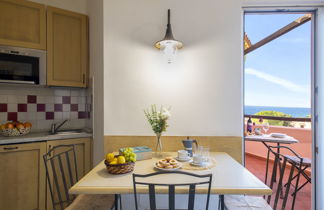 Foto 3 - Apartamento de 1 habitación en Trinità d'Agultu e Vignola con terraza y vistas al mar
