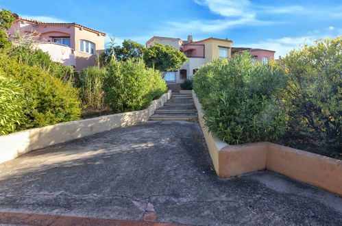 Photo 25 - Appartement de 1 chambre à Trinità d'Agultu e Vignola avec terrasse et vues à la mer