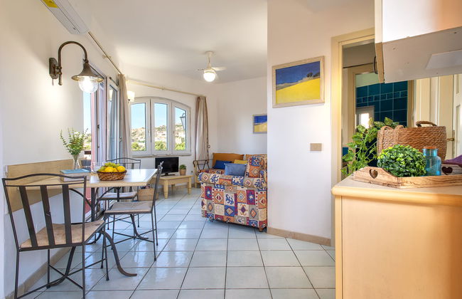 Apartment mit 2 Schlafzimmern in Trinità d'Agultu e Vignola mit schwimmbad und garten - Foto 5