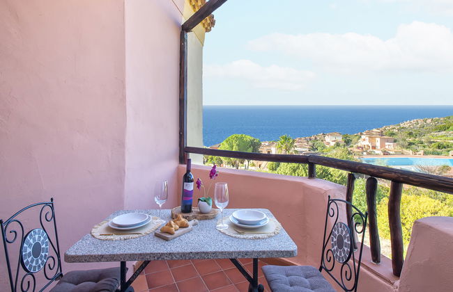 Apartment mit 2 Schlafzimmern in Trinità d'Agultu e Vignola mit schwimmbad und garten - Foto 1